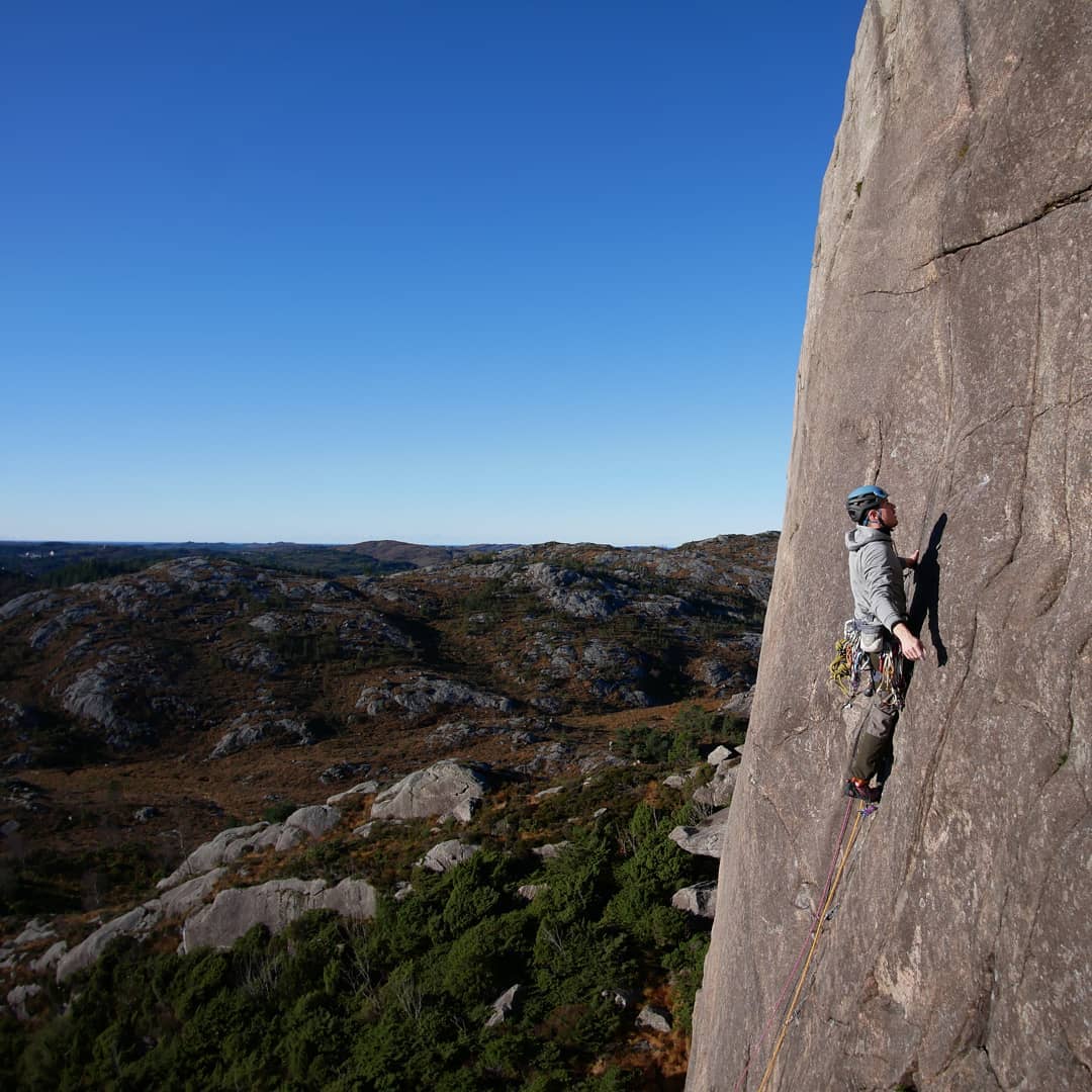Trying to solve the vertical crack and slab puzzle of #stpeterssport (grade 6)